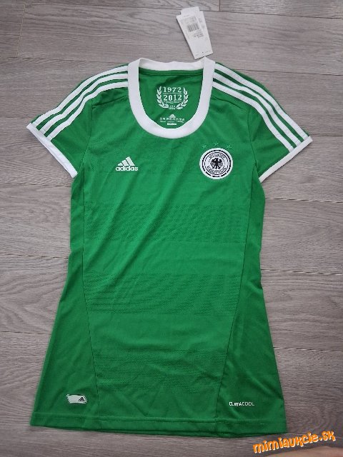 Damske alebo dievcenske športove tricko ADIDAS.