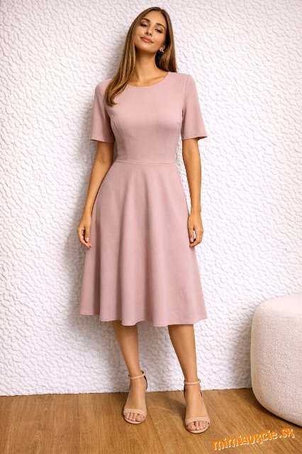 novučičké ružové šaty z elastického materiálu Greenpoint p.c.50 eur