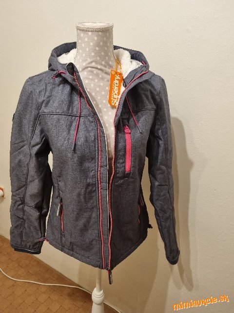 nová športová bunda Superdry veľ. S