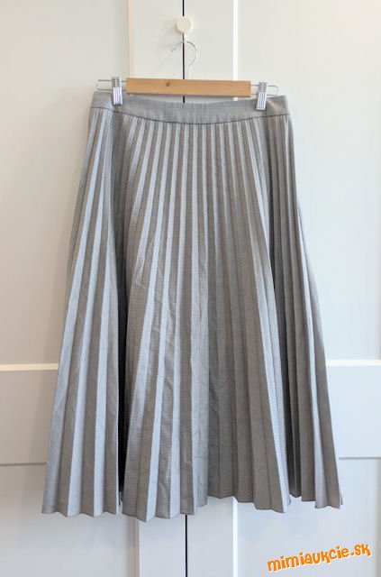 Vero Moda skladaná midi sukňa