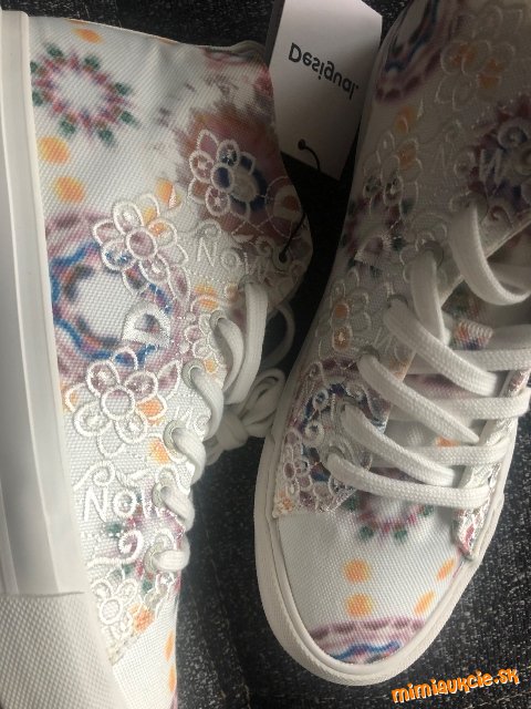 Dámske tenisky zn. DESIGUAL***veľ.40***