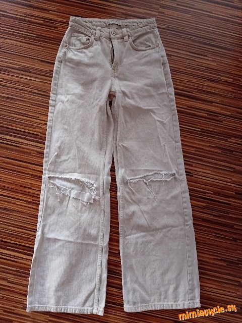 Bershka damske rifle,rovny široky strih,trhany vzhlad,*** 36***