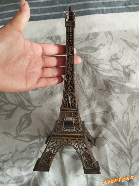 ** Eiffel tower - dekorácia **