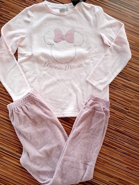 Damske pyžamo ****S***Minnie Mouse***