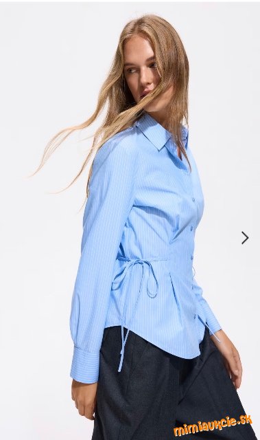 Trendy kosela z lyocellu - Reserved - v predajni 22,99 eur