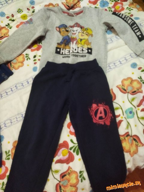 Mikina Paw patrol a tepláky Avengers č. 128