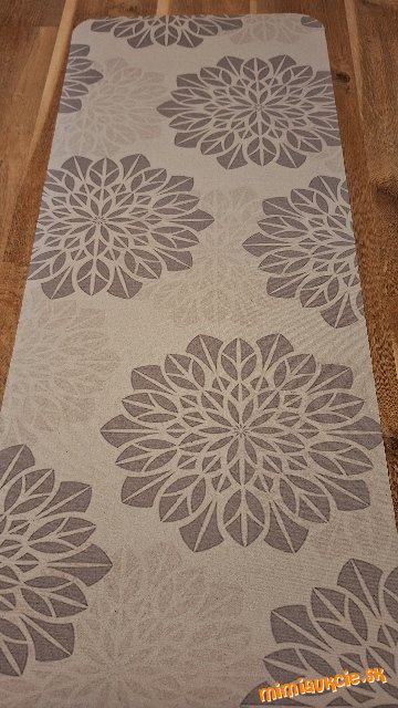 *** koberček s protišmykovou gumou zo spodu*** 50x118cm*** č.1.***